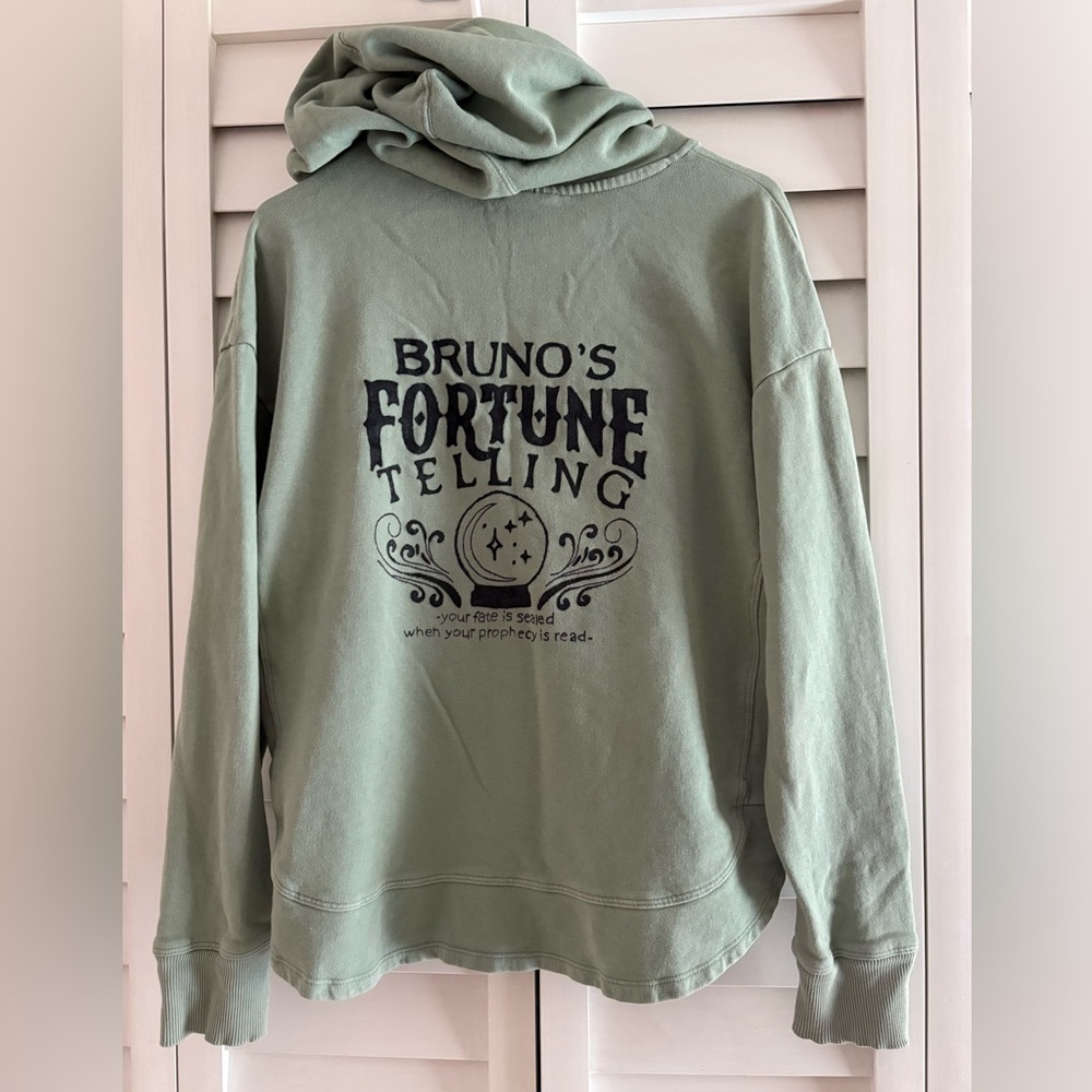 Universal Thread™ Graphic Bruno's Fortune Telling Hoodie Sweatshirt Size Medium